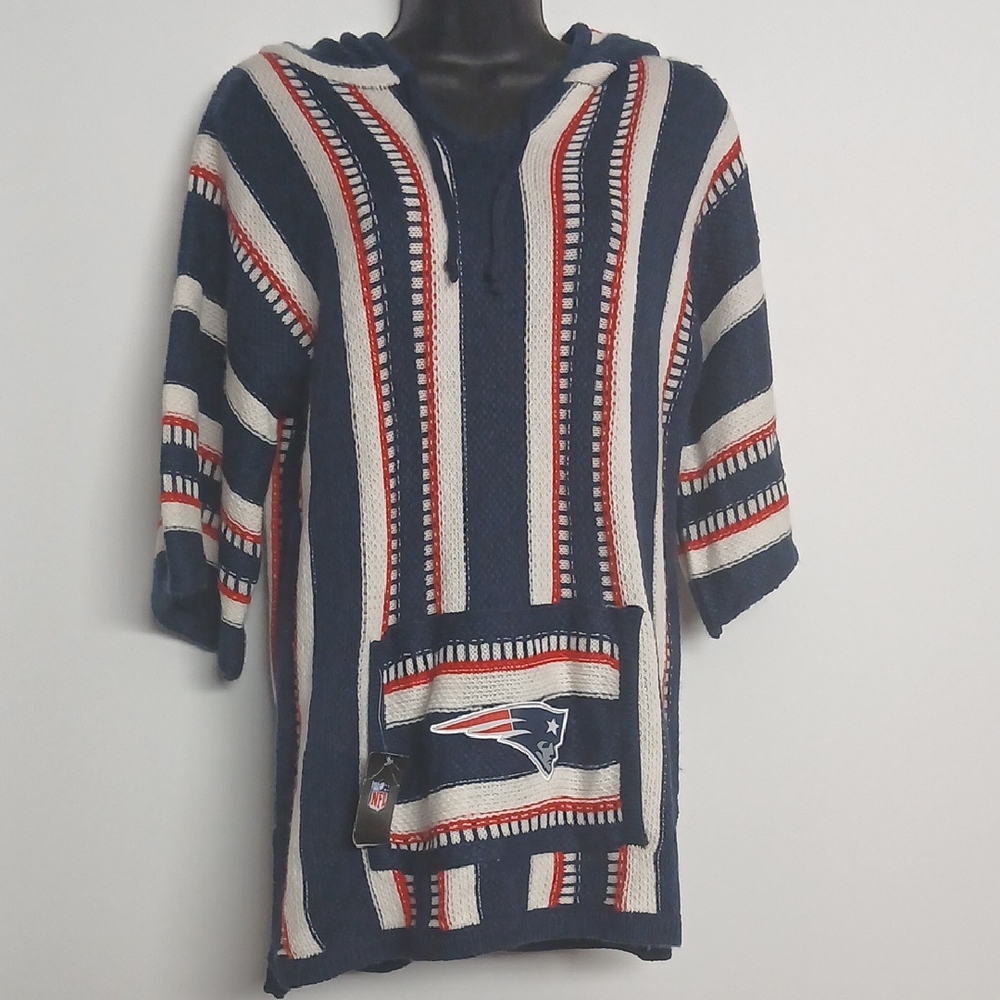 New England Patriots Ladies Striped Knit Hoodie Poncho Size S/M NWT